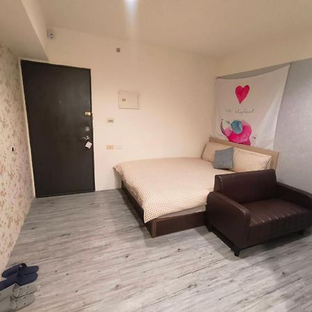 Holayoyo Appartement Tainan Buitenkant foto